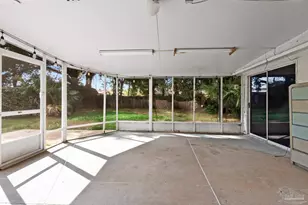 3525 Brookshire Dr, Pensacola, FL 32504 - Photo 30