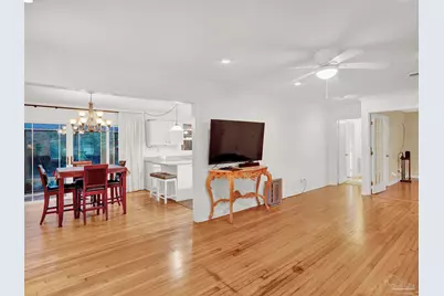 111 Euclid St, Pensacola, FL 32503 - Photo 10