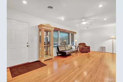 111 Euclid St, Pensacola, FL 32503 - Photo 14