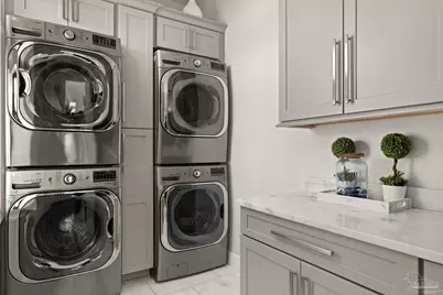 3348 Edgewater Dr, Gulf Breeze, FL 32563 - Photo 32