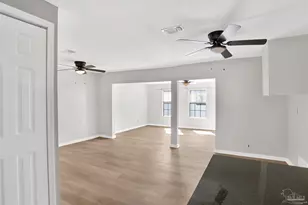 21 N Harris St, Pensacola, FL 32507 - Photo 8