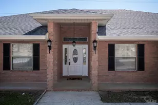 3310 Indian Hills Dr, Pace, FL 32571 - Photo 4