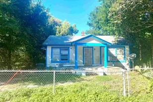 3008 W Lloyd St, Pensacola, FL 32505 - Photo 2