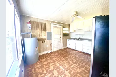 3008 W Lloyd St, Pensacola, FL 32505 - Photo 16