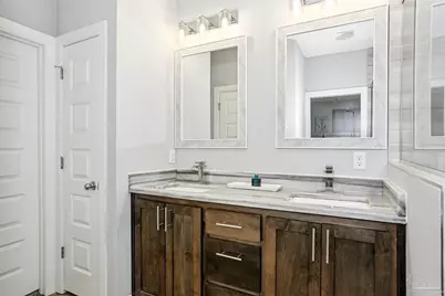 1469 Sanibel Ln, Gulf Breeze, FL 32563 - Photo 38