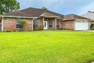 9121 Sebring Dr, Pensacola, FL 32506 - Photo 2