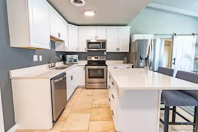 5607 Fairview Dr, Pensacola, FL 32505 - Photo 12