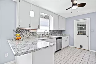 479 Cascabellas St, Mary Esther, FL 32569 - Photo 8
