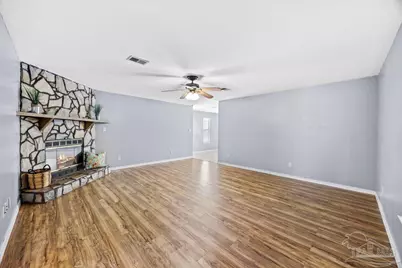 479 Cascabellas St, Mary Esther, FL 32569 - Photo 12