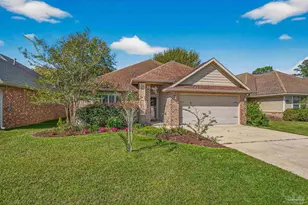 2527 Fiddlers Cir, Cantonment, FL 32533 - Photo 2