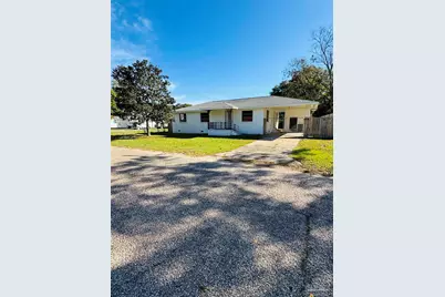 8408 Pond Ave, Pensacola, FL 32534 - Photo 2