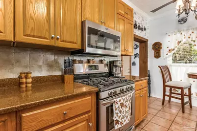 2 Adkinson Dr, Pensacola, FL 32506 - Photo 10