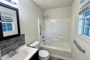 5796 Washington St, Milton, FL 32570 - Photo 14