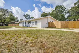 6357 Shady Ln, Milton, FL 32570 - Photo 4