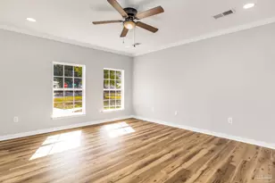 6357 Shady Ln, Milton, FL 32570 - Photo 18