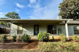 2847 Napoli Way, Gulf Breeze, FL 32563 - Photo 1