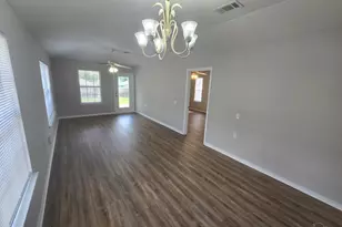 3115 Flintlock Dr, Pensacola, FL 32526 - Photo 2