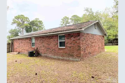 8229 Impala Ct, Pensacola, FL 32506 - Photo 6