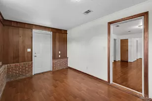 102 Ariola Ave, Pensacola, FL 32503 - Photo 16