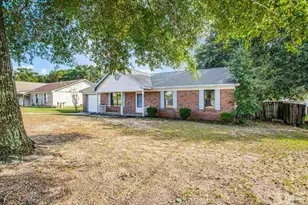 6718 Bellview Pines Rd, Pensacola, FL 32526 - Photo 2