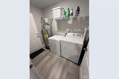 1949 Justice Cir, Gulf Breeze, FL 32563 - Photo 14