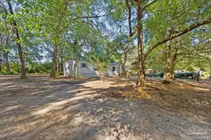 5127 Lake End Dr, Milton, FL 32583 - Photo 4