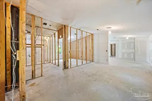 5127 Lake End Dr, Milton, FL 32583 - Photo 8