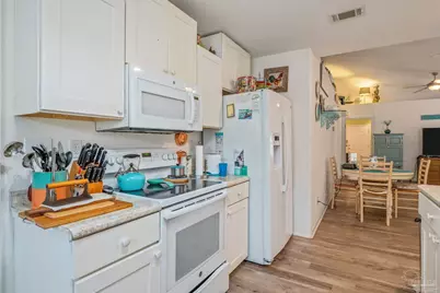 5813 Congress Ct, Gulf Breeze, FL 32563 - Photo 10