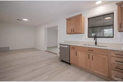 6110 Angelina Rd, Pensacola, FL 32504 - Photo 6