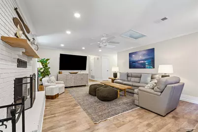 230 Oviedo St, Gulf Breeze, FL 32561 - Photo 10