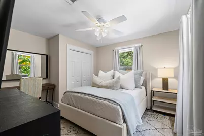 230 Oviedo St, Gulf Breeze, FL 32561 - Photo 32