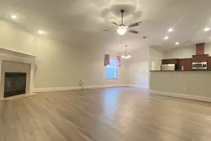 8431 Ferlon Ave, Pensacola, FL 32526 - Photo 20