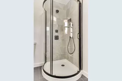 2033 E Bobe St, Pensacola, FL 32503 - Photo 36