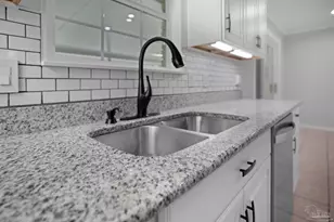 1814 Toni St, Pensacola, FL 32504 - Photo 8