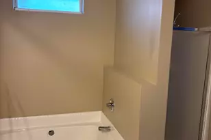 724 Hanley Downs Dr, Cantonment, FL 32533 - Photo 10