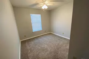 1000 Sable Dr, Pensacola, FL 32514 - Photo 4