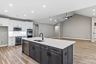 6707 E Bay Blvd, Navarre, FL 32566 - Photo 8