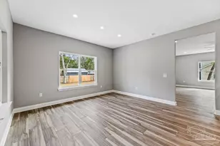 6707 E Bay Blvd, Navarre, FL 32566 - Photo 20