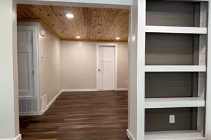 1020 W Maxwell St, Pensacola, FL 32501 - Photo 6