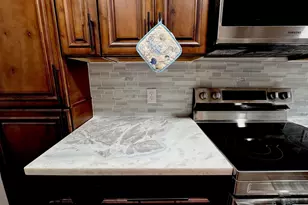 1020 W Maxwell St, Pensacola, FL 32501 - Photo 12