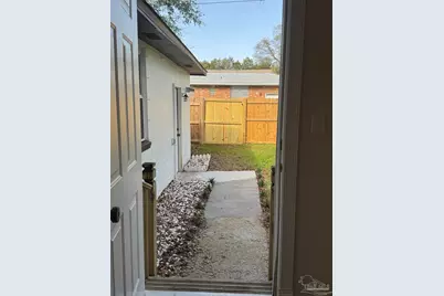 1020 W Maxwell St, Pensacola, FL 32501 - Photo 40