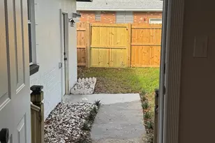 1020 W Maxwell St, Pensacola, FL 32501 - Photo 40