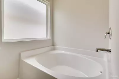 8033 Fir Tree Dr, Milton, FL 32583 - Photo 16