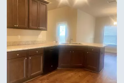 8746 Bradfield Dr, Pensacola, FL 32507 - Photo 4