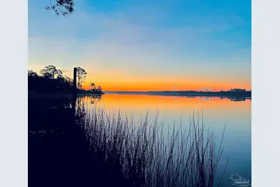 2975 Holley Point Rd, Navarre, FL 32566 - Photo 6