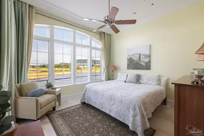 17 Wharf Ave, Pensacola, FL 32502 - Photo 18