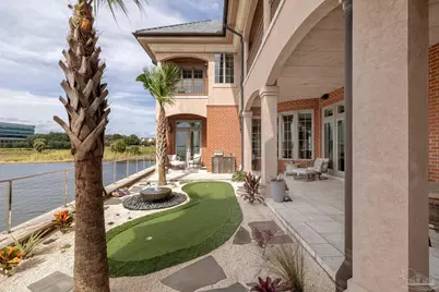 17 Wharf Ave, Pensacola, FL 32502 - Photo 52