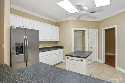5557 Bay Meadows Dr, Milton, FL 32583 - Photo 12
