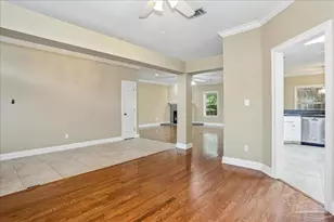 5557 Bay Meadows Dr, Milton, FL 32583 - Photo 4