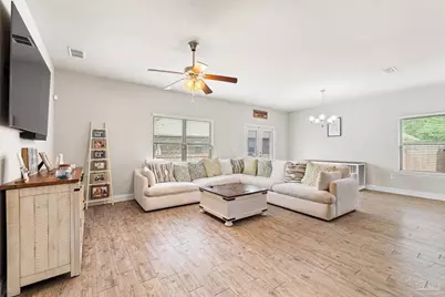 2437 Redford Dr, Cantonment, FL 32533 - Photo 12